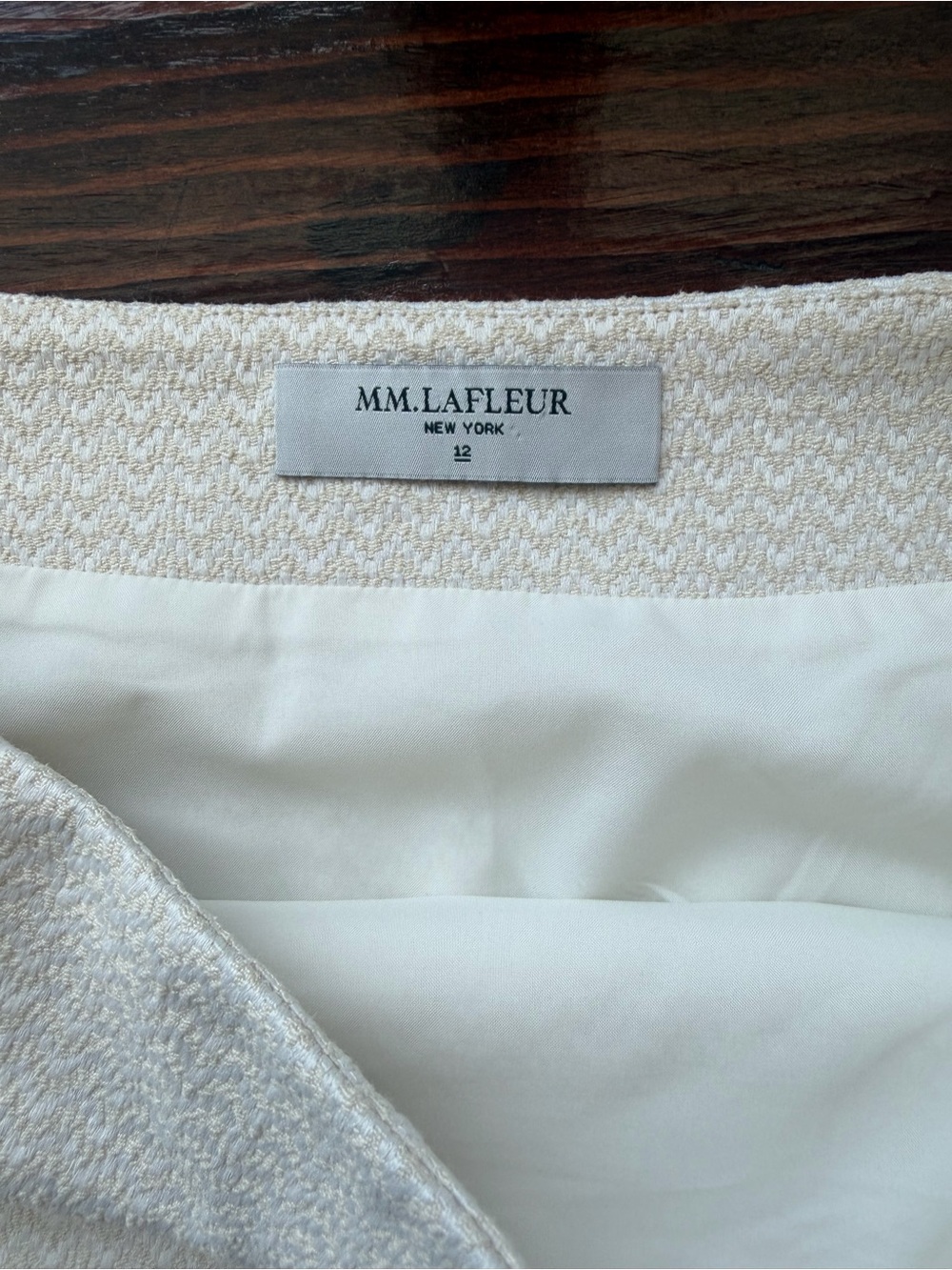 MM.LaFleur Cream Textured Chevron A-Line Skirt Size 12 Office Business Casual - Picture 11 of 12
